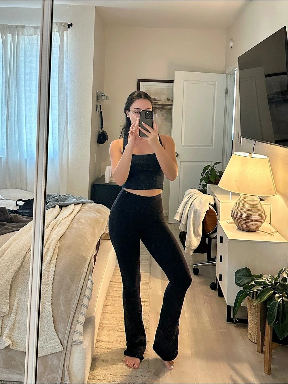 Alo Yoga Airbrush High-Waist Bootcut Legging Black